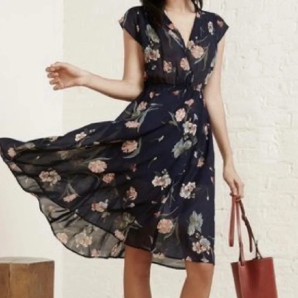 Reformation Corey Dress SP - Picture 6 of 13